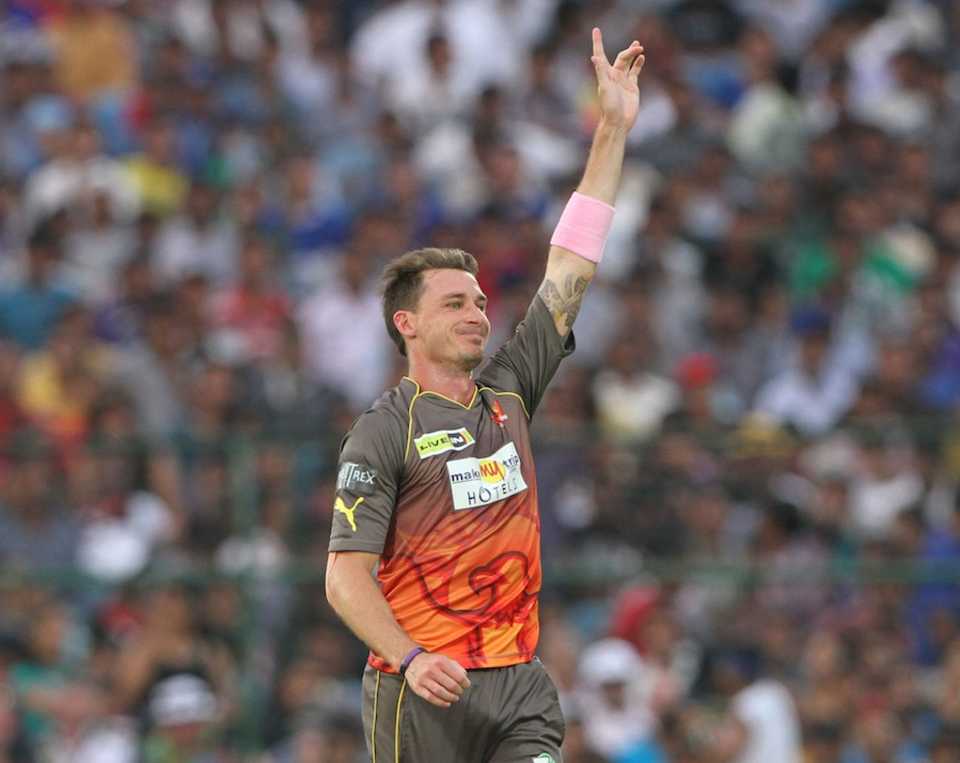Dale Steyn finished with figures of 4-1-15-1