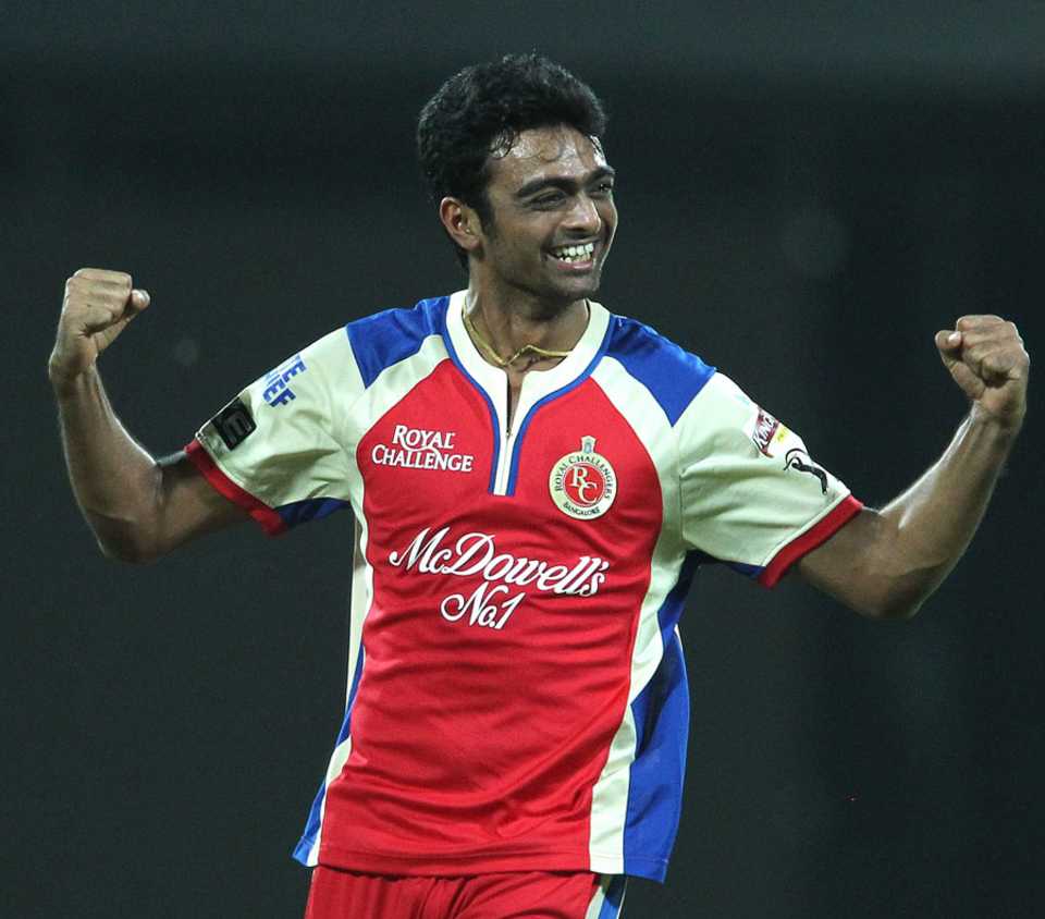 Jaydev Unadkat celebrates after taking a wicket, Delhi Daredevils v Royal Challengers Bangalore, IPL 2013, Delhi, May 10, 2013
