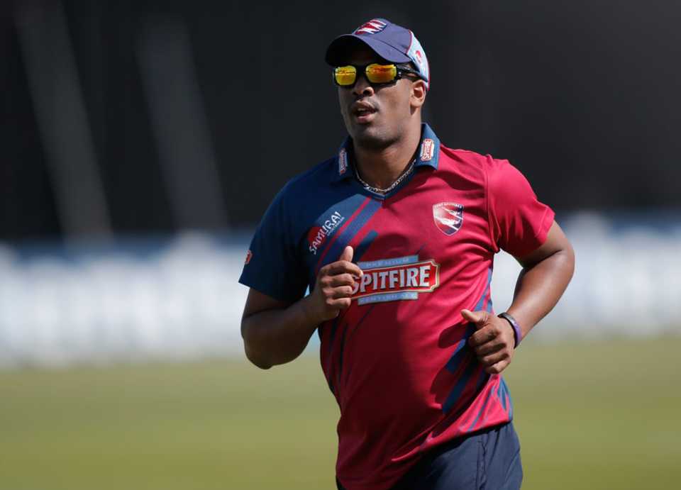 Vernon Philander went wicketless from his four overs
