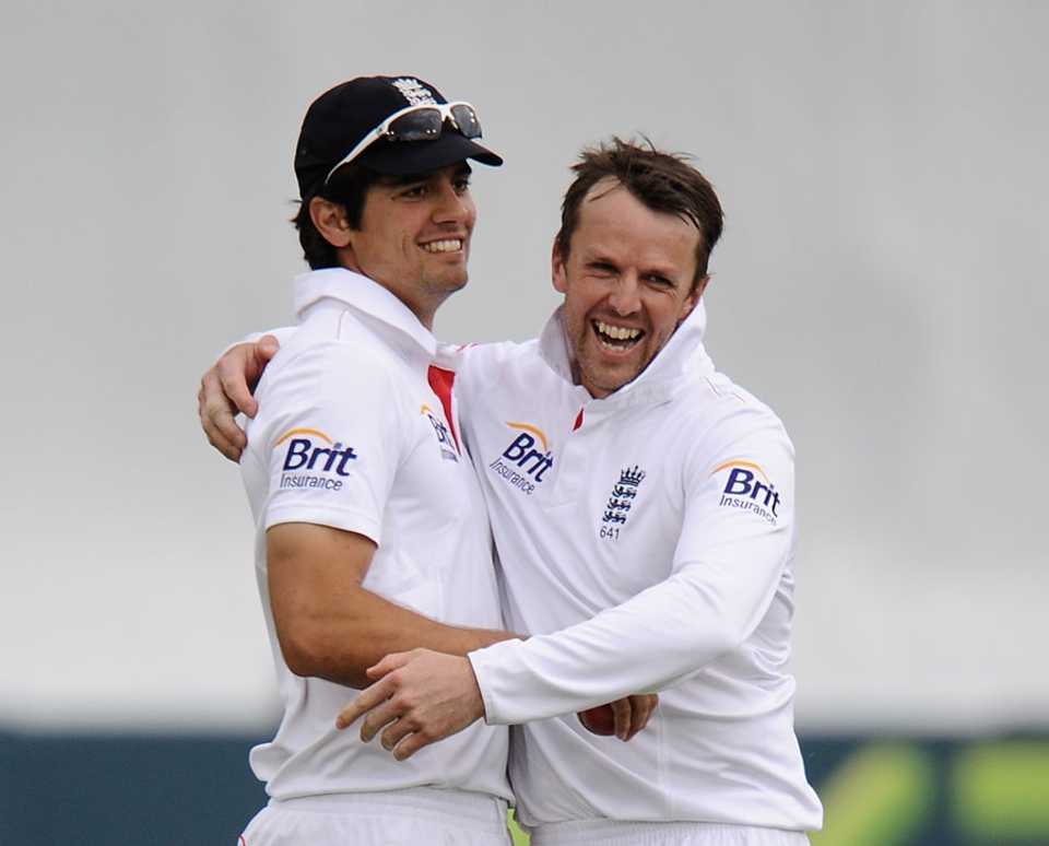 Graeme Swann showed no problems after the blow on his arm