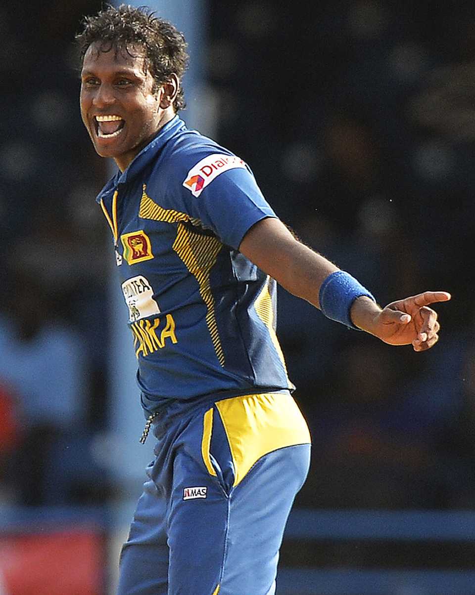 Angelo Mathews led from the front with 4 for 29, West Indies v Sri Lanka, West Indies tri-series, Port-of-Spain, July 8, 2013