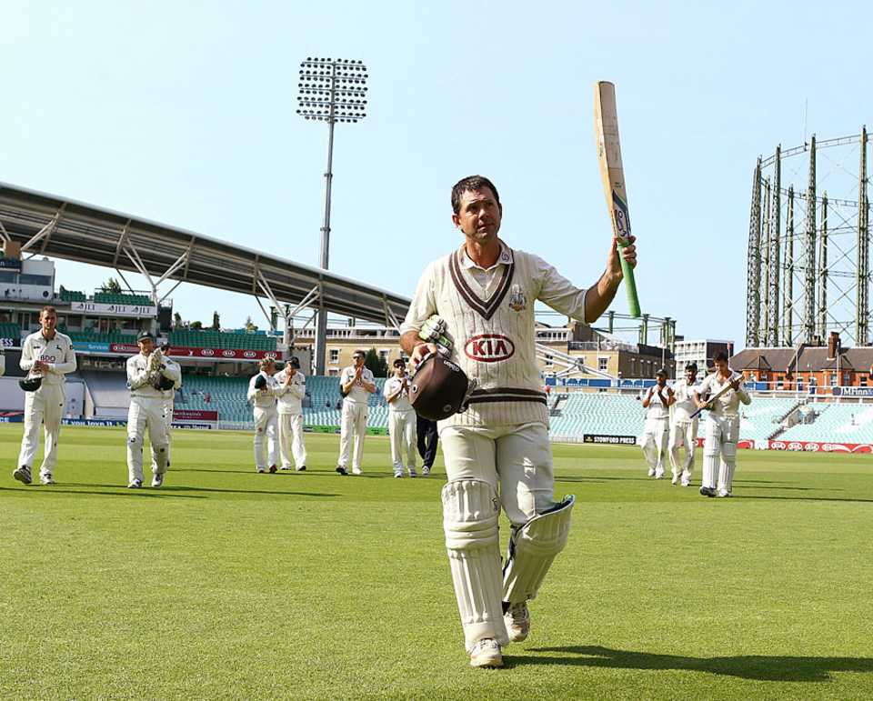 Ricky Ponting walks off The Oval after his final first-class innings, an unbeaten 169