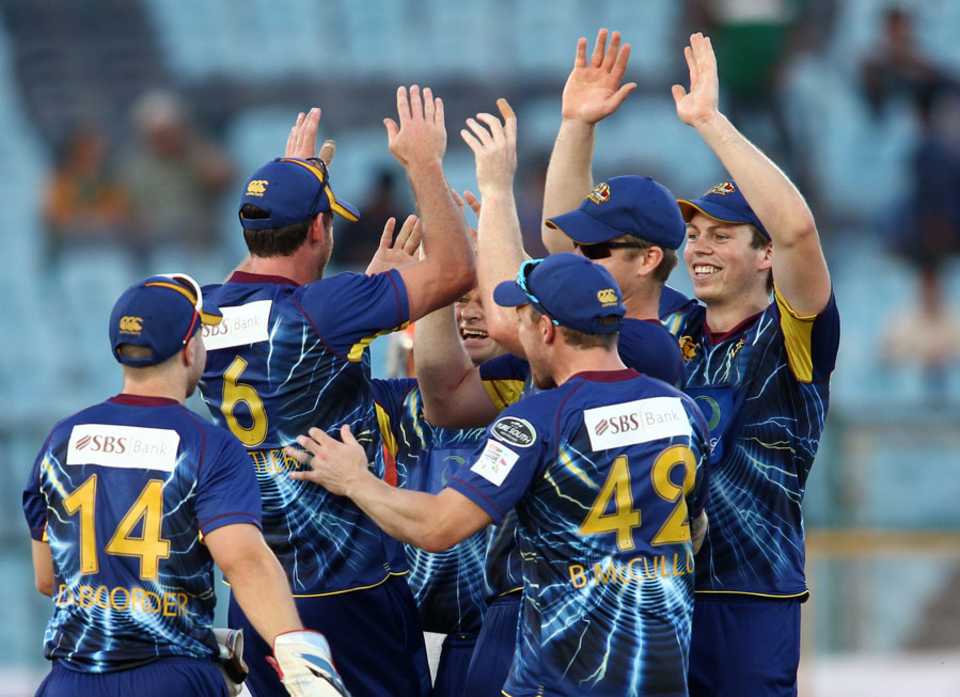 Otago Volts celebrate a wicket