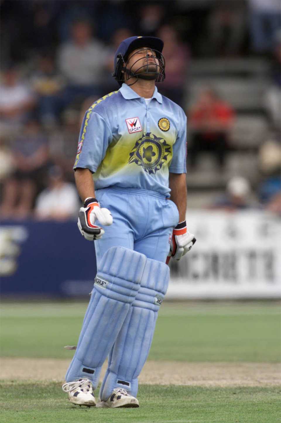 Sachin Tendulkar looks up to the sky during his 93, India v Pakistan, Hobart, 21 January, 2000