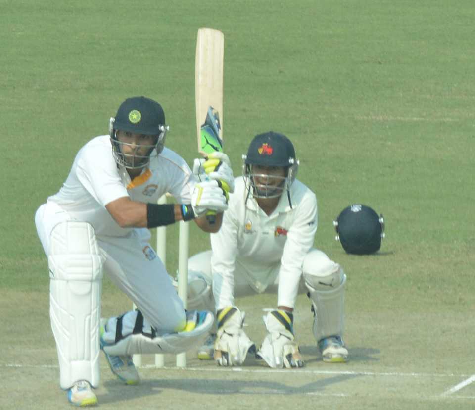 Yuvraj Singh slammed five fours in the first innings, Punjab v Mumbai, Ranji Trophy, Group A, 1st day, Chandigarh, November 7, 2013