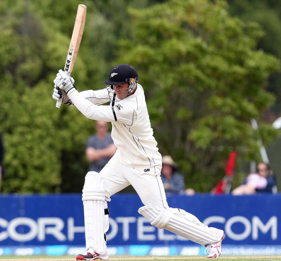 Corey Anderson goes on the attack, New Zealand v West Indies, 1st Test, Dunedin, 5th day, December 7, 2013