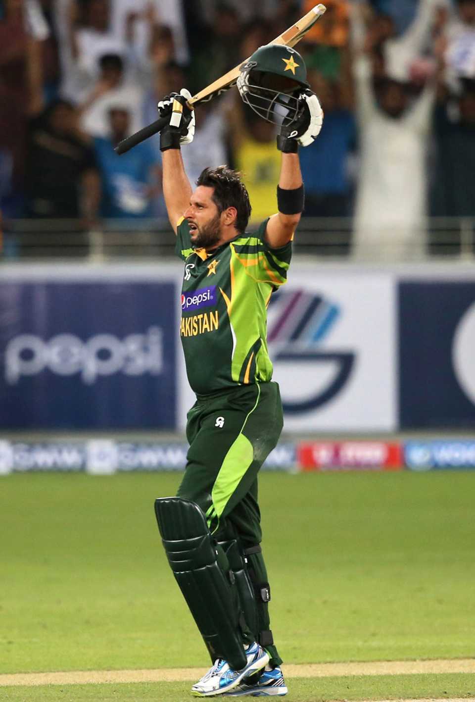 Shahid Afridi after hitting the winning six for Pakistan