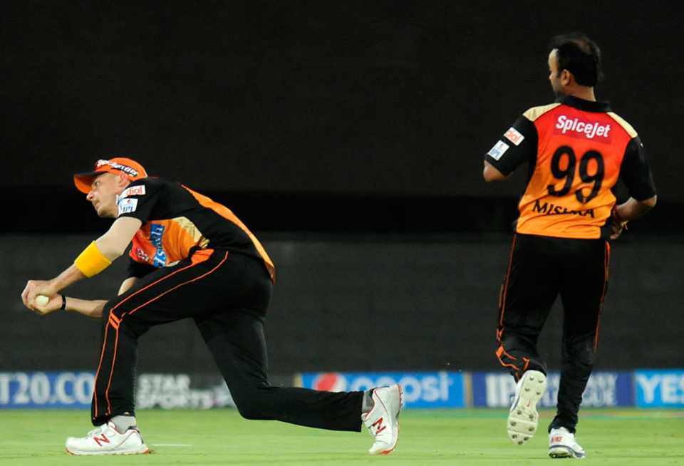 Glenn Maxwell was caught by Dale Steyn off a no-ball, Sunrisers Hyderabad v Kings XI Punjab, IPL 2014, Hyderabad, May 14, 2014