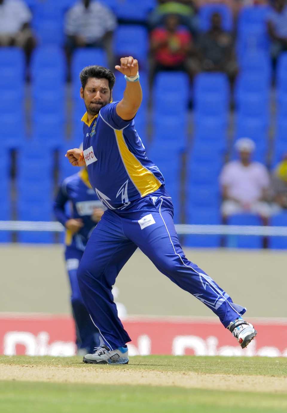 Ravi Rampaul celebrates the wicket of Danza Hyatt