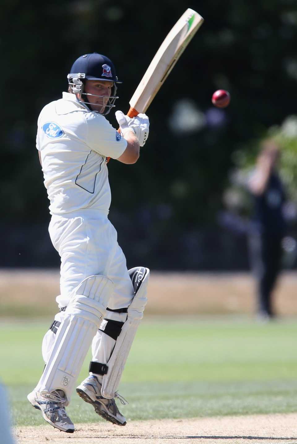 Michael Guptill-Bunce cuts behind square, Auckland v Central Districts, Plunket Shield, Auckland, January 30, 2013