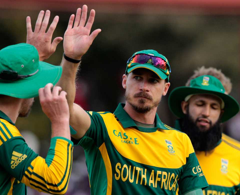The South Africa bowlers did not allow Zimbabwe to settle into a rhythm, Zimbabwe v South Africa, tri-series, Harare, September 4, 2014
