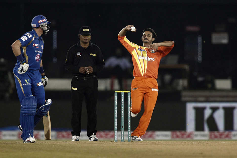 Cricket photo gallery - Lahore Lions vs MI, Champions League Twenty20, 2nd  Match, Qualifying Group Match gallery | ESPNcricinfo.com