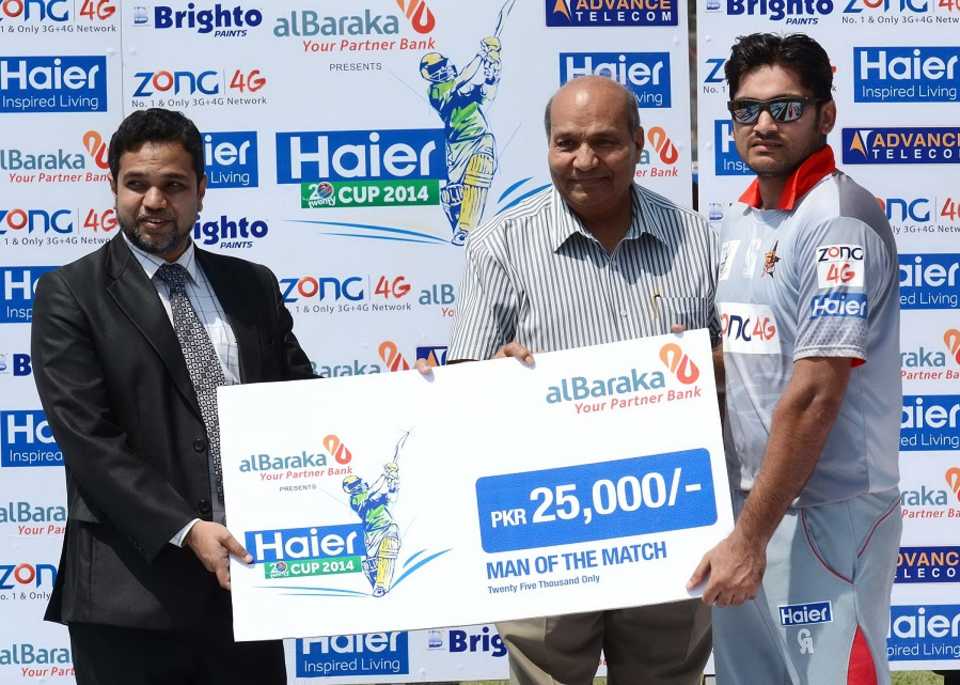 Ali Khan slammed 48 off 19 balls to win the Man of the Match cheque, Larkana Bulls v Sialkot Stallions, Haier Cup National T20, Karachi, September 18, 2014