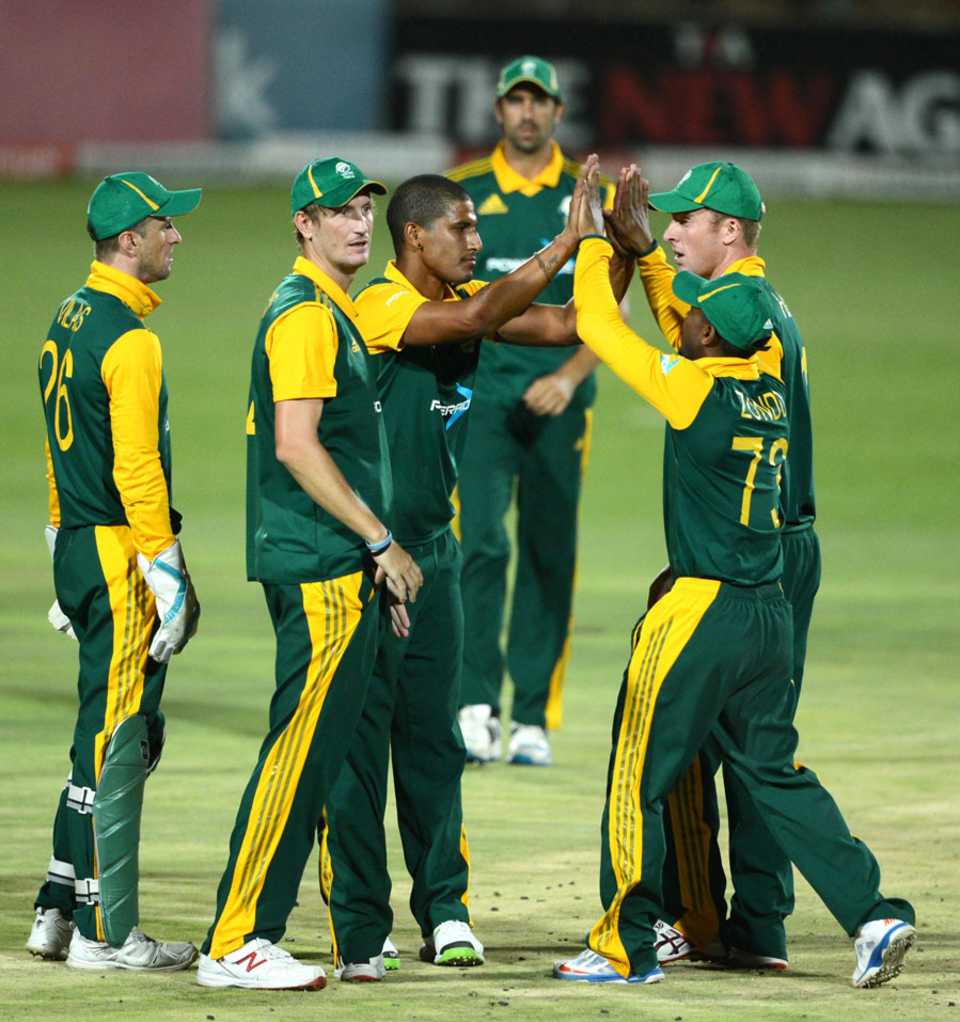 Beuran Hendricks removed Jason Roy for 10, South Africa A v England Lions, 5th unofficial ODI, Benoni