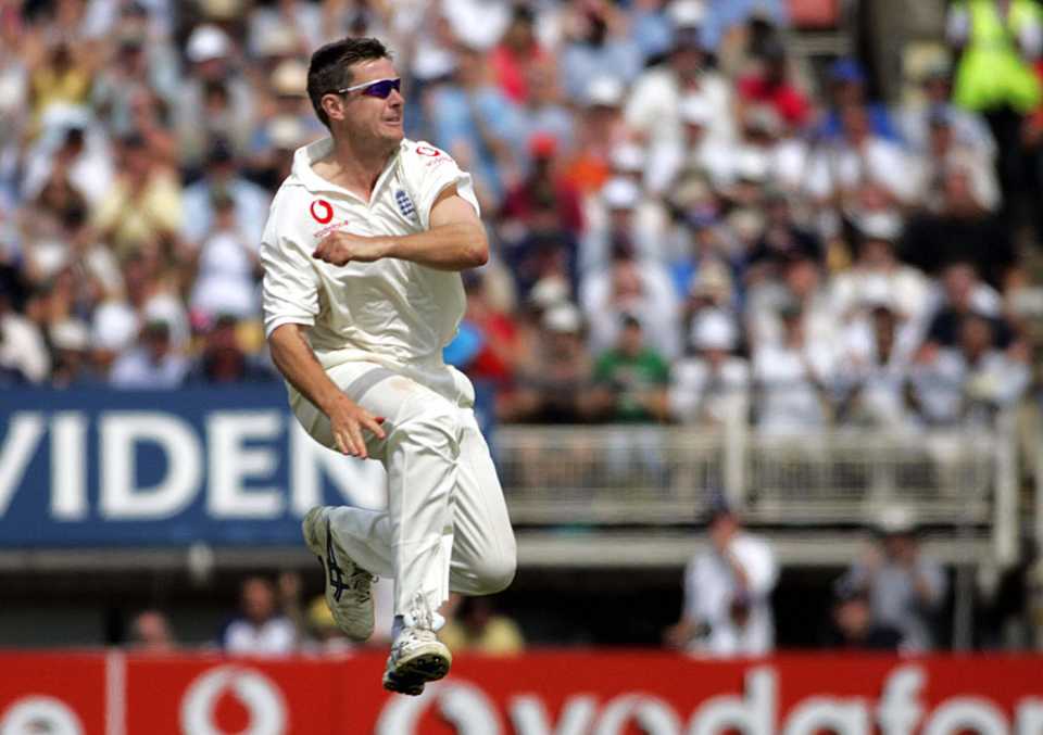 Ashley Giles celebrates taking the wicket of Dwayne Bravo, England v West Indies, 2nd Test, 3rd day, July 31, 2004