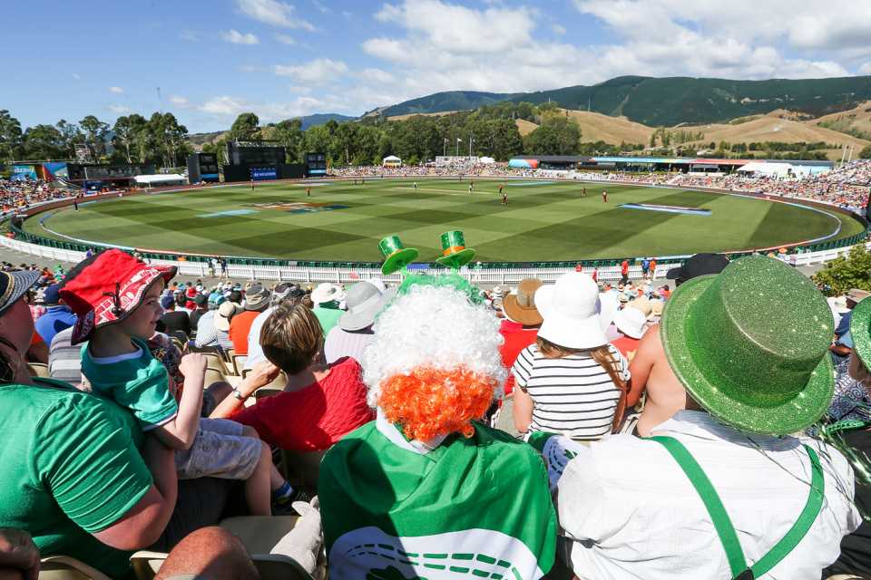 Ireland fans add colour to the Saxton Oval