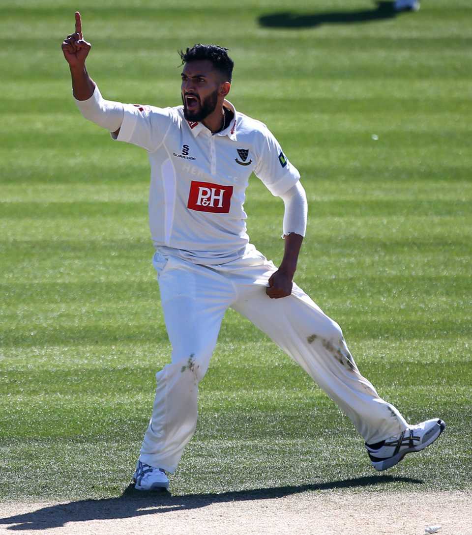 Ajmal Shahzad ran through Worcestershire's top order, Sussex v Worcestershire, County Championship Division One, Hove, 4th day, April 22, 2015