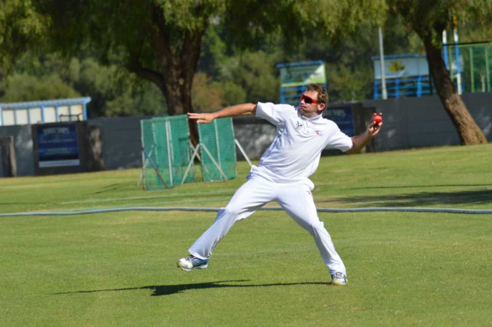Nicolaas Scholtz throws from the deep