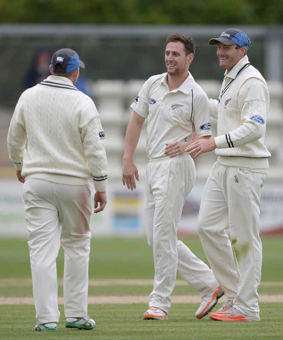 Matt Henry took the last three wickets to secure victory