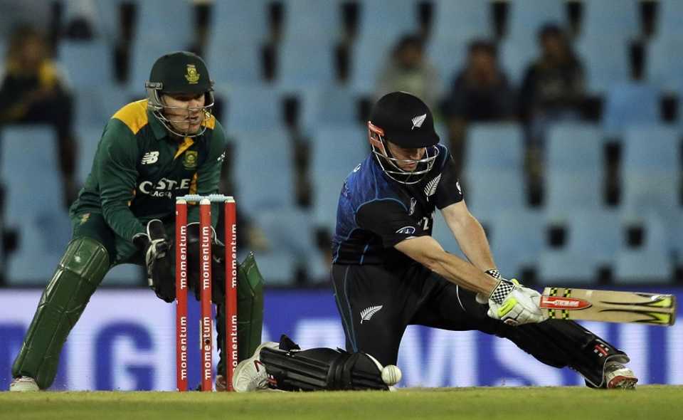 Colin Munro was trapped lbw for 33