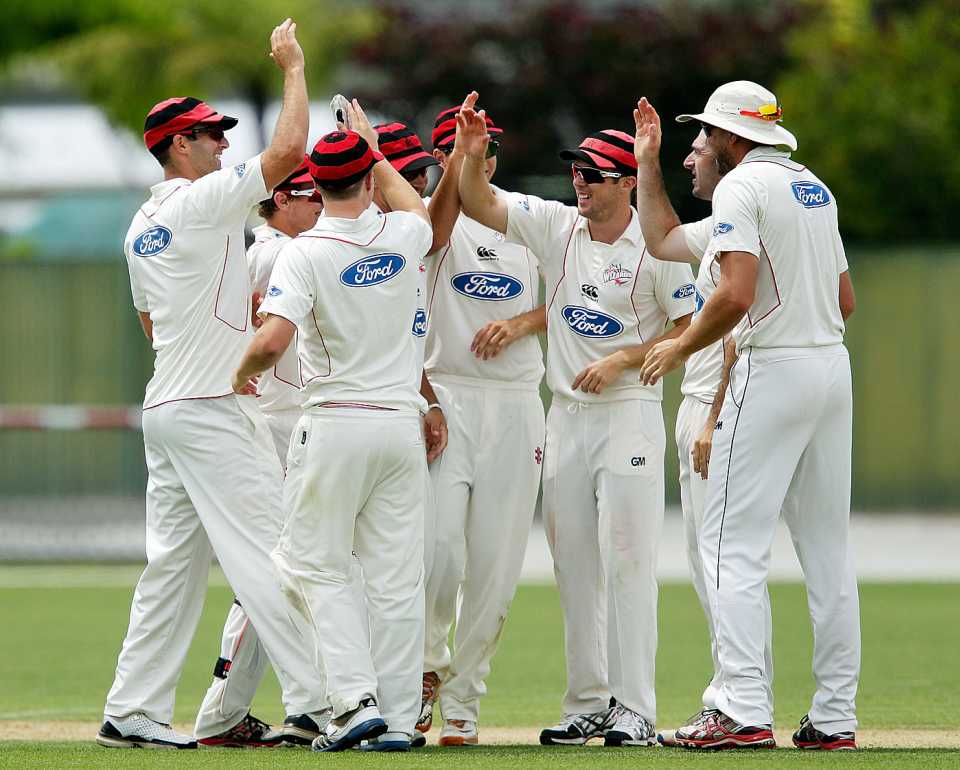 Canterbury celebrate a wicket, Central Districts v Canterbury, Plunket Shield, Napier, 1st day, January 24, 2013