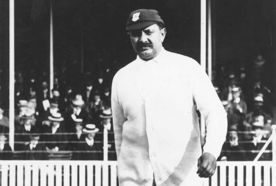 Ranjitsinhji strides into The Oval, circa 1912