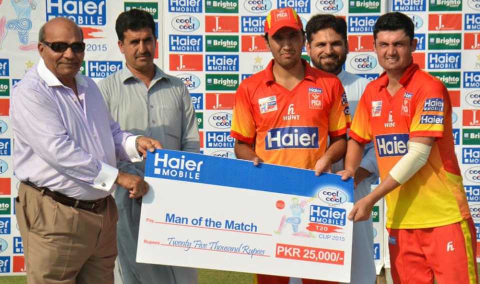 Imran Khan and Israrullah both shared the Man-of-the-Match award, Karachi Region Blues v Peshawar Region, Haier Mobile T20 Cup, Group B, Rawalpindi, September 13, 2015