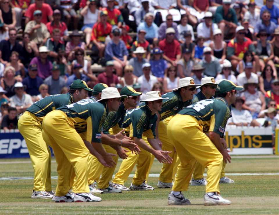 Nine in the slip cordon, Zimbabwe v Australia, 2nd ODI, Harare, October 23, 1999