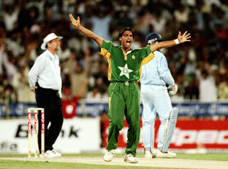 Shoaib Akhtar celebrates a wicket, India v Pakistan, Coca Cola Cup, Sharjah, April 13, 1999