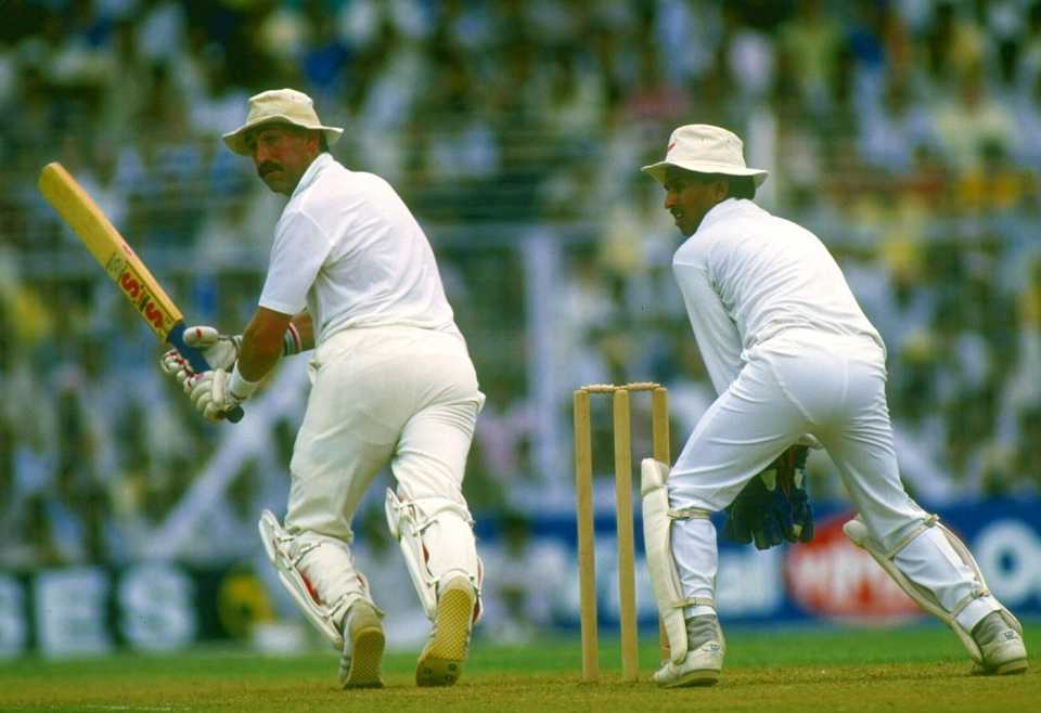 Graham Gooch scored 115 in the semi-final, India v England, World Cup 1987, 2nd semi-final, Bombay, November 5, 1987