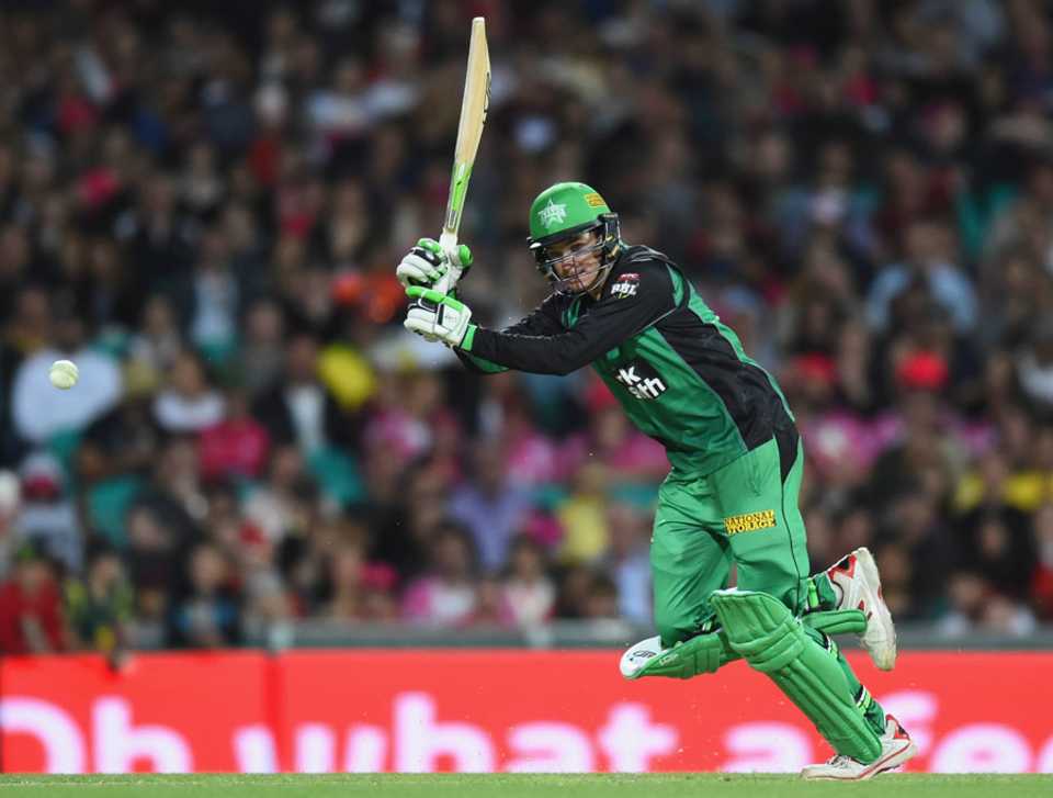 Peter Handscomb clips through the leg side during his 52, Sydney Sixers v Melbourne Stars, BBL 2015-16, Sydney, December 27, 2015