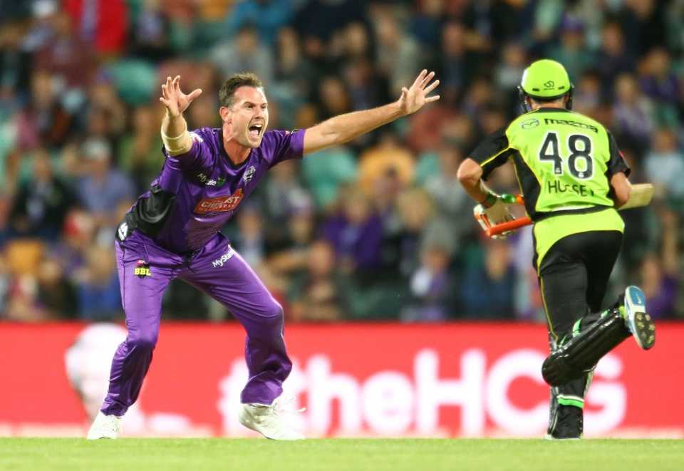 Shaun Tait produced a fiery spell of 3 for 16