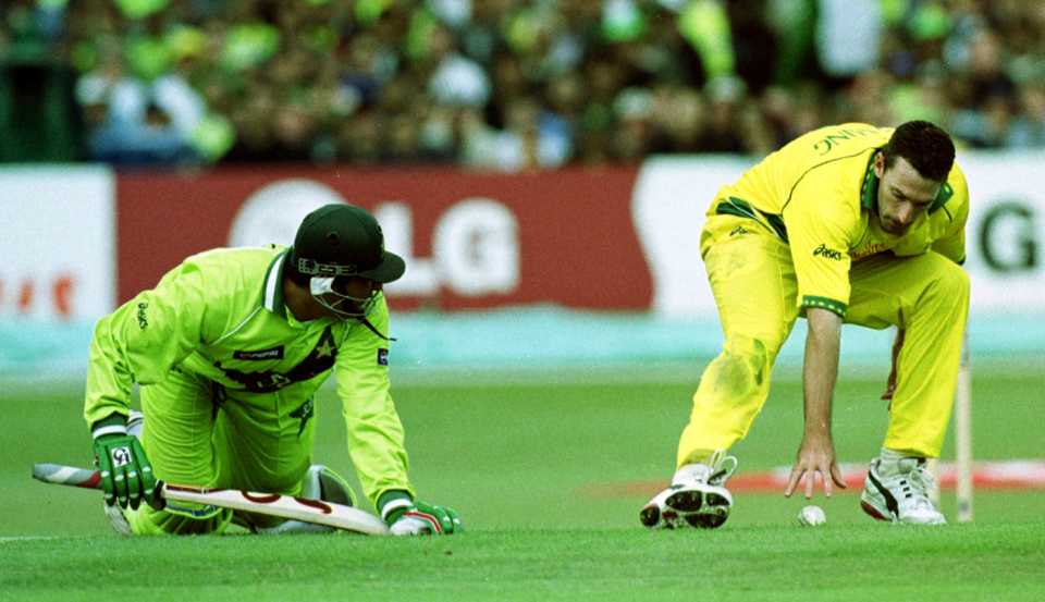 Inzamam-ul-Haq is run out by Damien Fleming