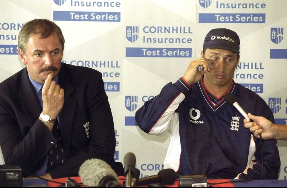 A fraught Nasser Hussain and David Graveney face the press after New Zealand beat England in 1999