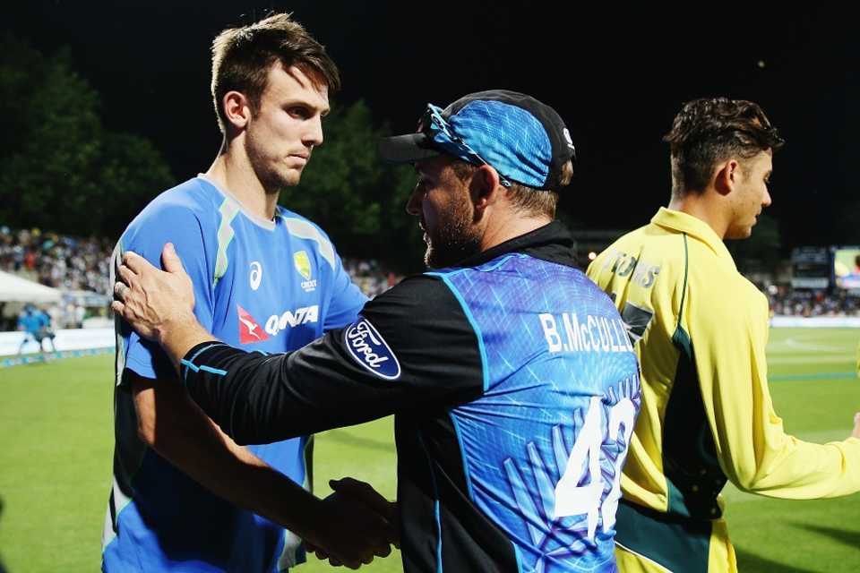 Brendon McCullum and Mitchell Marsh greet each other after the match, New Zealand v Australia, 3rd ODI, Hamilton, February 8, 2016