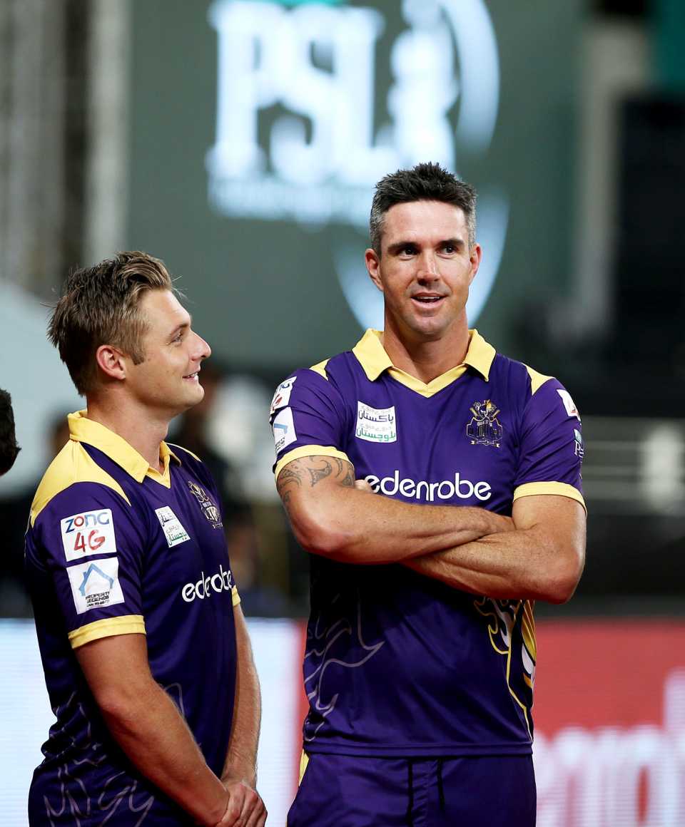 Kevin Pietersen and Luke Wright talk ahead of the final