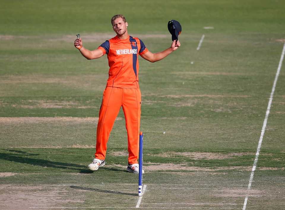 Vivian Kingma took two wickets, Afghanistan v Netherlands, World T20 warm-ups, Mohali, March 4, 2016