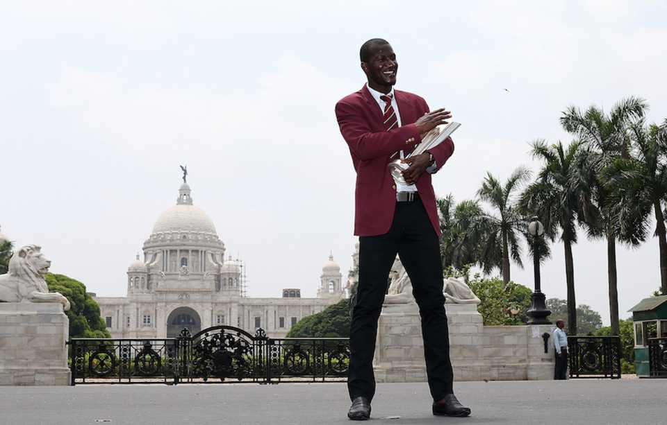 Darren Sammy has some fun during the captains' photocall