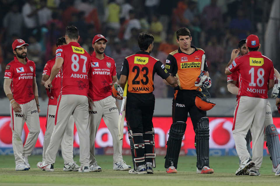 Players shake hands after Sunrisers Hyderabad's five-wicket win