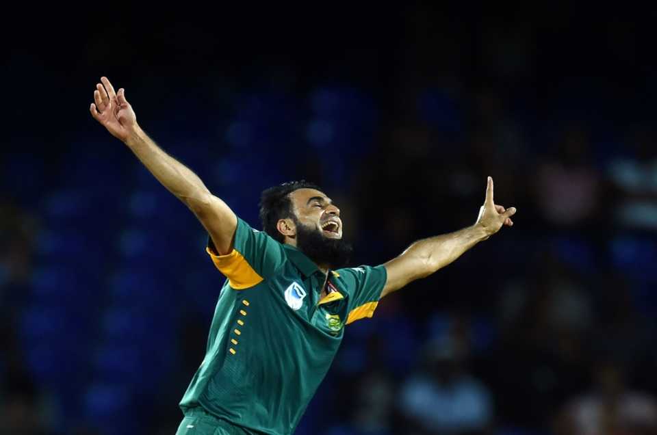 Imran Tahir sets off on a celebratory run