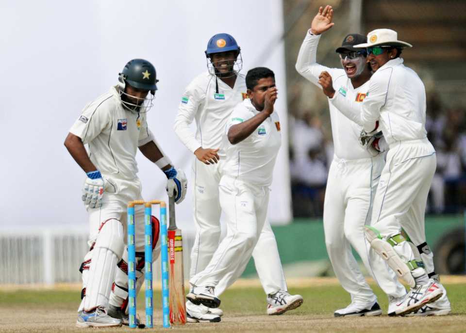 Rangana Herath is congratulated for Mohammad Yousuf's wicket
