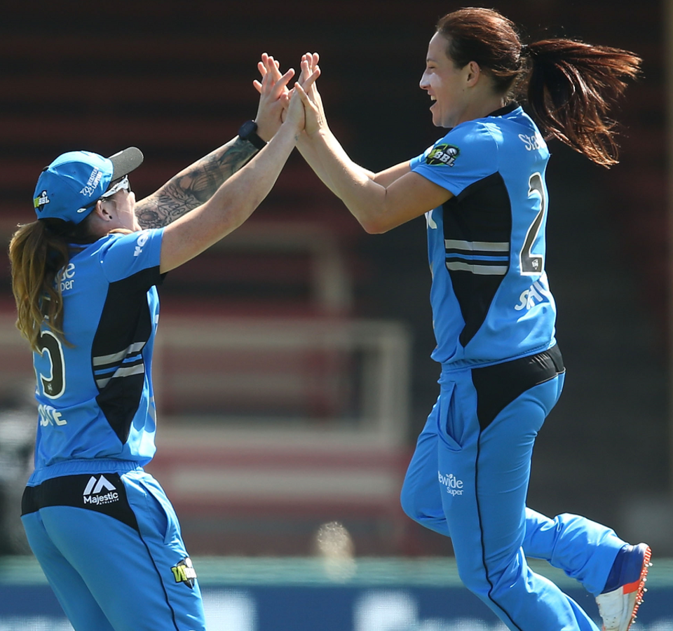 Megan Schutt celebrates with Sarah Coyte after taking a wicket