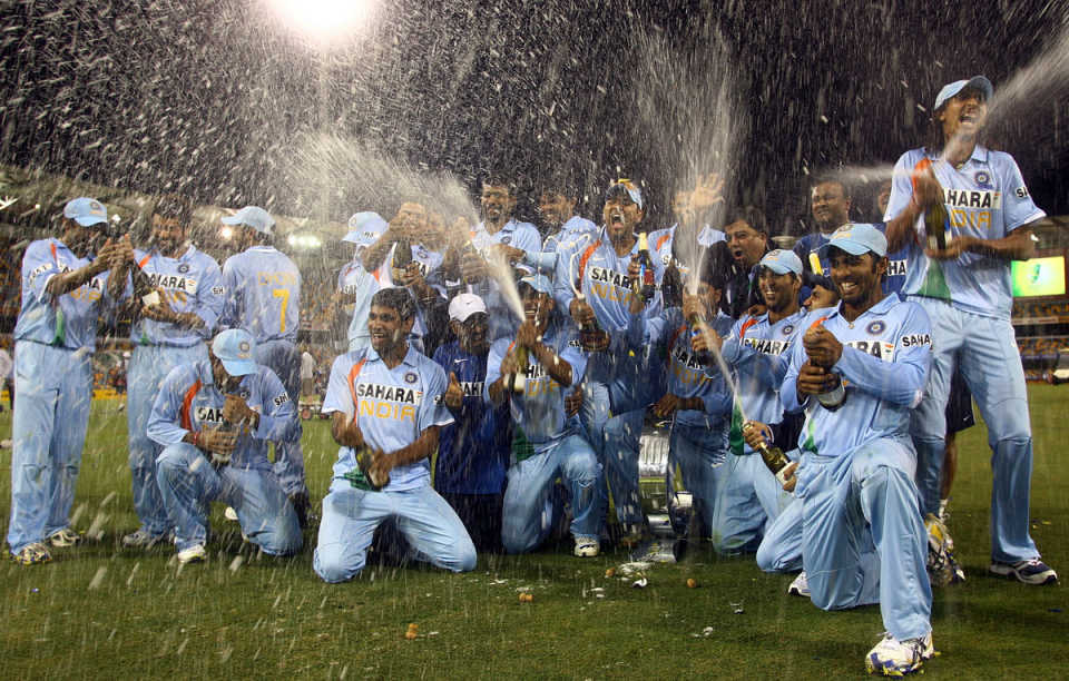 India celebrate their CB series victory in 2008, Australia v India, CB Series, 2nd final, Brisbane, March 4, 2008 