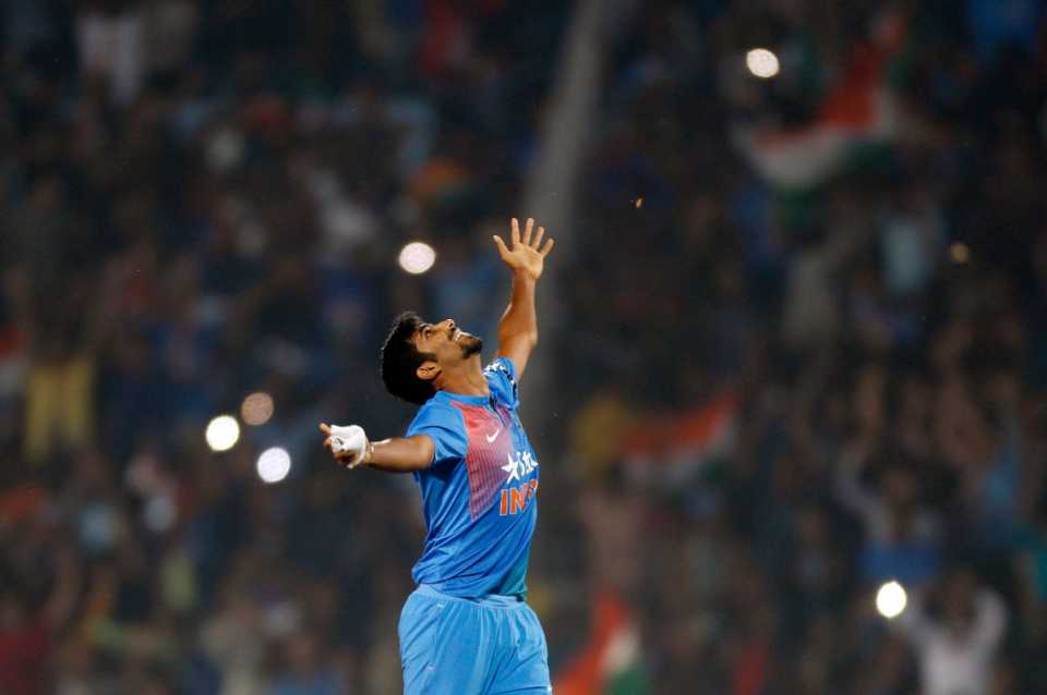 Jasprit Bumrah rejoices during his match-winning final over, India v England, 2nd T20, Nagpur, January 29, 2017