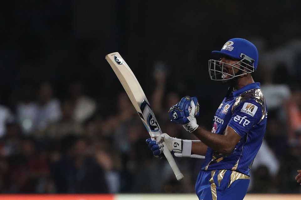 Krunal Pandya lets out a roar after hitting the winning runs