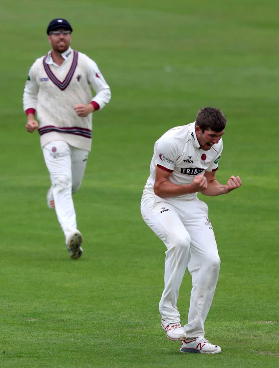 Craig Overton claimed a five-wicket haul