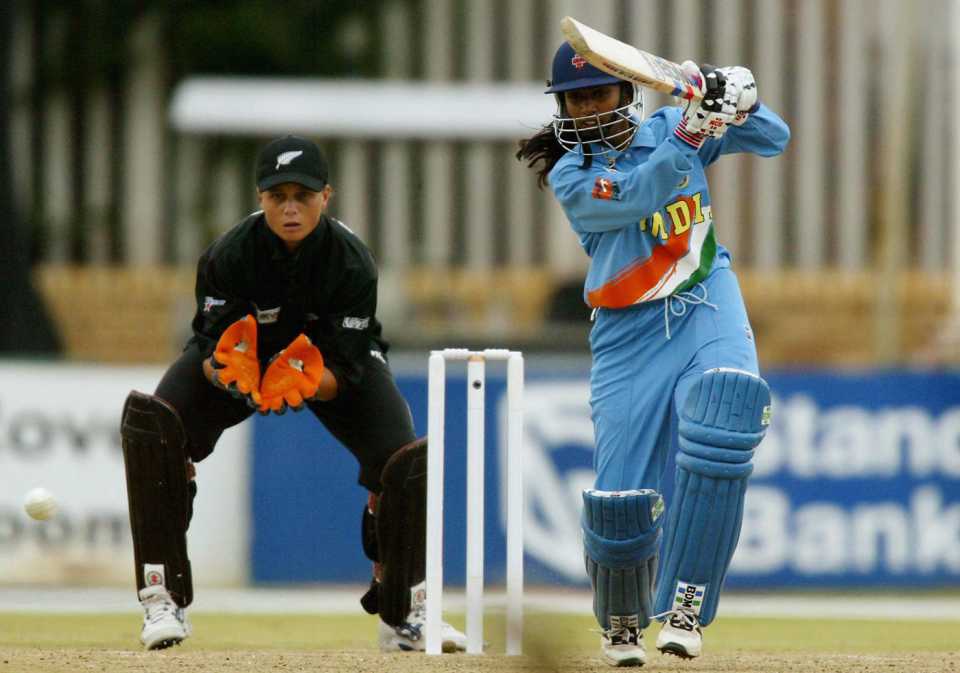 Mithali Raj drives towards mid-off, India v New Zealand, semi-final, Women's World Cup, Potchefstroom, April 7, 2005