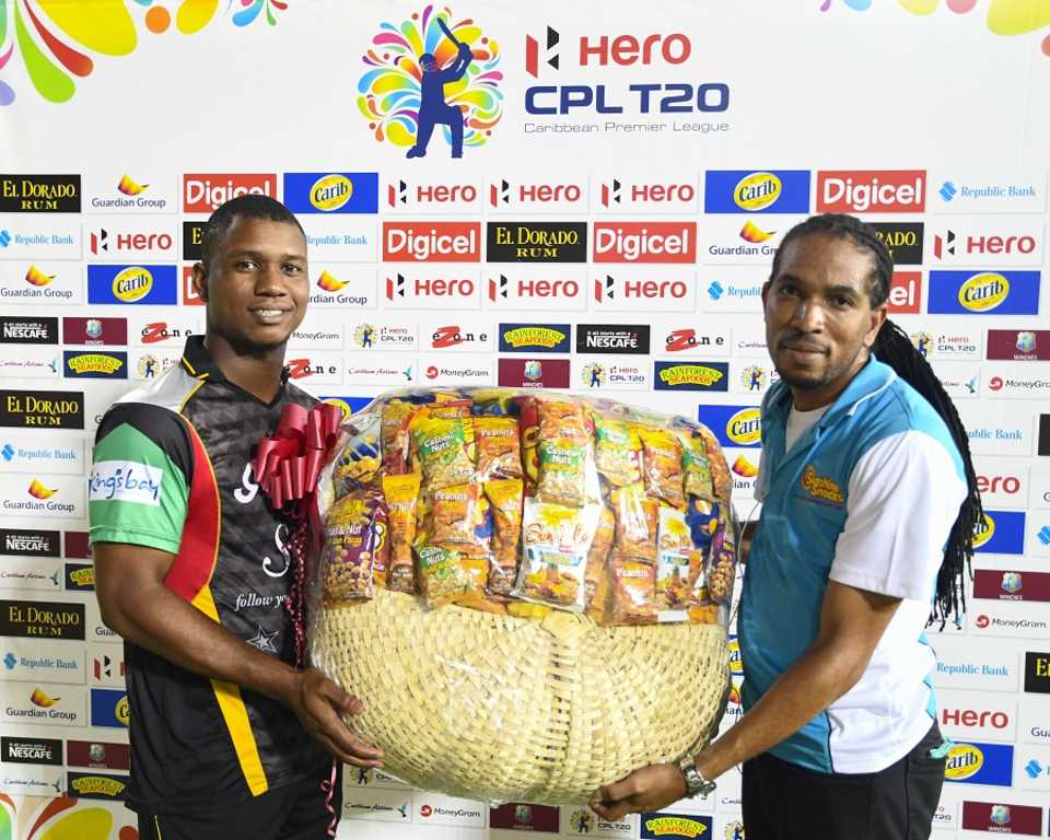 Evin Lewis receives a prize, Jamaica Tallawahs v St Kitts and Nevis Patriots, CPL 2017, Kingston, August 30, 2017