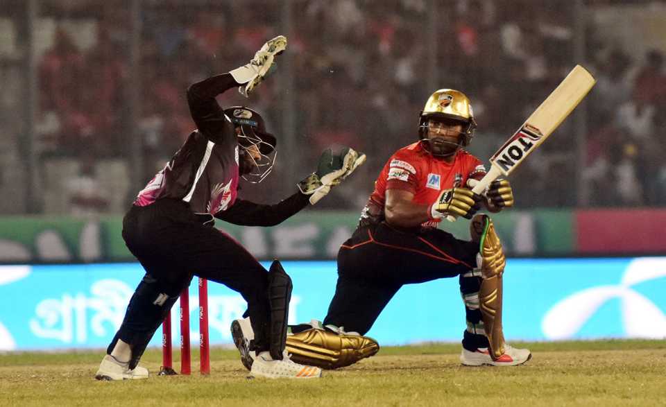 Imrul Kayes top-scored for Comilla Victorians