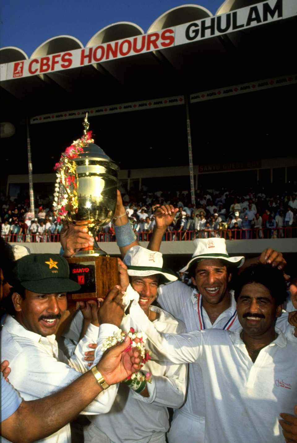 Saleem Malik, Imran Khan, Wasim Akram and Javed MIandad celebrate with the trophy, Pakistan v Australia, Austral-Asia Cup final, May 4, 1990